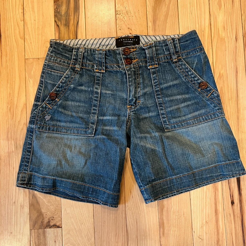 Sanctuary Clothing size 28 denim shorts. Like new